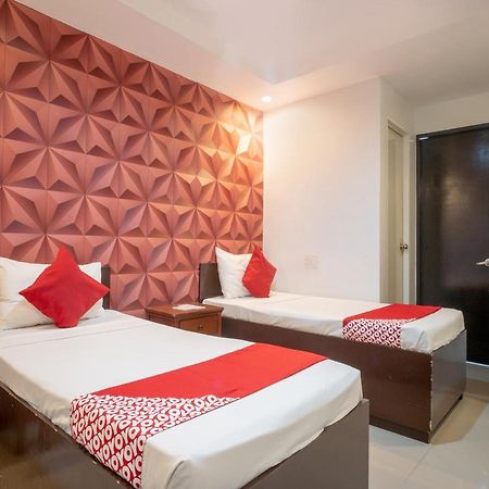 Oyo 697 Obrero Suites Davao Экстерьер фото