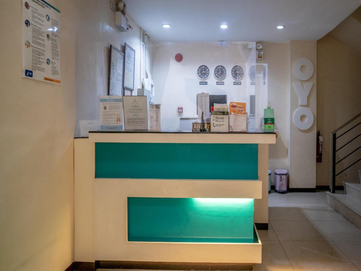 Oyo 697 Obrero Suites Davao Экстерьер фото